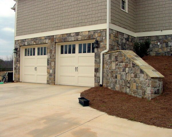 Ashlar Smokey Mountain Fieldstone 33%, Pikeville 33%, Sequatchie Gray 33% - Image 2