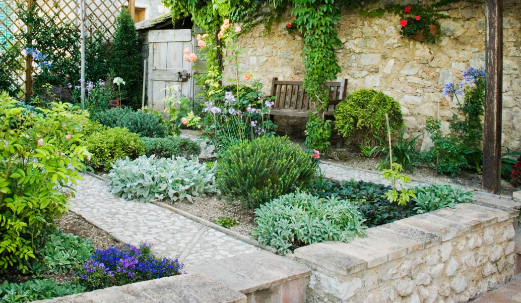 Raised Plant Bed